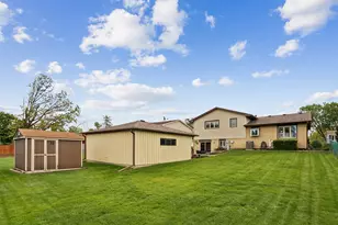 7422 162nd St, Tinley Park, IL 60477 - Photo 17