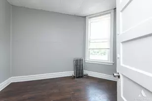 1229 E 71st St, Chicago, IL 60619 - Photo 9