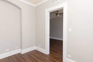 817 W Lakeside Pl, Chicago, IL 60640 - Photo 15