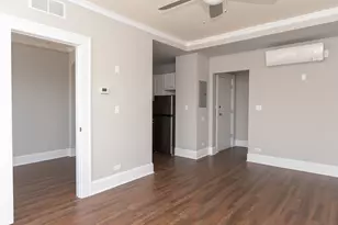 817 W Lakeside Pl, Chicago, IL 60640 - Photo 9