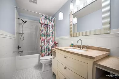 128 N Hale Avenue, Bartlett, IL 60103 - Photo 9
