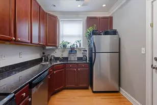 7050 N Damen Ave, Chicago, IL 60645 - Photo 9