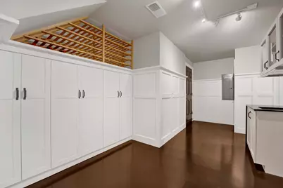 1621 W Rosehill Drive, Chicago, IL 60660 - Photo 73