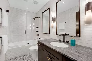 1621 W Rosehill Dr, Chicago, IL 60660 - Photo 69