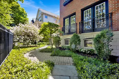 1621 W Rosehill Drive, Chicago, IL 60660 - Photo 85