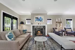 1621 W Rosehill Dr, Chicago, IL 60660 - Photo 3