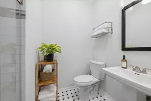 6348 N Magnolia Ave, Chicago, IL 60660 - Photo 9