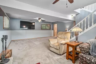 829 Colony Ct, Lindenhurst, IL 60046 - Photo 29