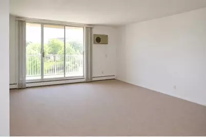 2200 S Stewart Avenue #4B, Lombard, IL 60148 - Photo 5