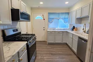 16744 Trapet Ave, Hazel Crest, IL 60429 - Photo 7