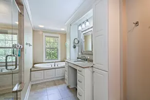 4501 Opal Dr, Hoffman Estates, IL 60192 - Photo 13