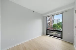 1 E 8th St, Chicago, IL 60605 - Photo 9