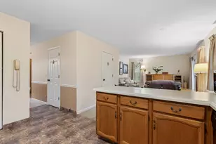 1010 Pembridge Rd, Lake Zurich, IL 60047 - Photo 13
