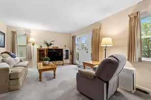 1010 Pembridge Rd, Lake Zurich, IL 60047 - Photo 7