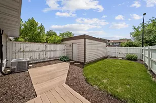 1289 Court D, Hanover Park, IL 60133 - Photo 13