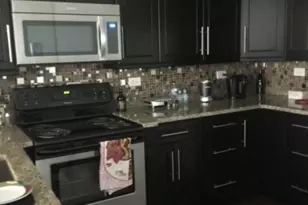 6301 N Sheridan Rd, Chicago, IL 60660 - Photo 5