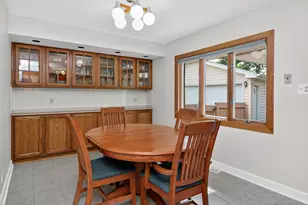 9042 Fairlane Dr, Bridgeview, IL 60455 - Photo 9
