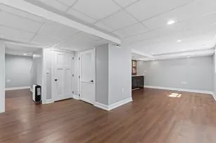 317 Vincent Pl, Elgin, IL 60123 - Photo 21