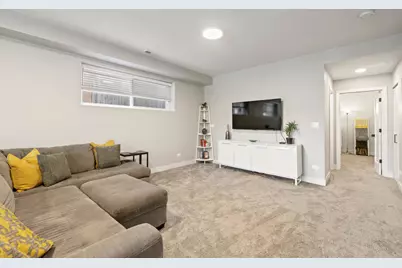 3532 N Kolmar Avenue, Chicago, IL 60641 - Photo 25