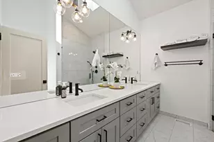 3532 N Kolmar Ave, Chicago, IL 60641 - Photo 19