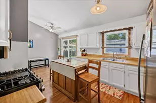 535 Garnett Ave, Winthrop Harbor, IL 60096 - Photo 5