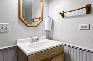 535 Garnett Ave, Winthrop Harbor, IL 60096 - Photo 21