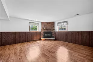 535 Garnett Ave, Winthrop Harbor, IL 60096 - Photo 17