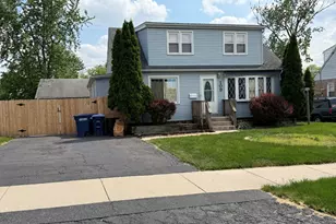 109 Village Dr, Northlake, IL 60164 - Photo 1