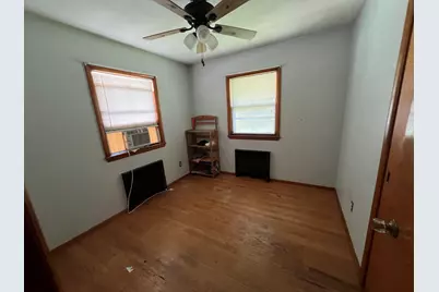 555 Elsie Avenue, Crest Hill, IL 60403 - Photo 7