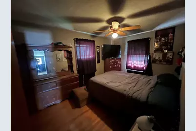 555 Elsie Avenue, Crest Hill, IL 60403 - Photo 5