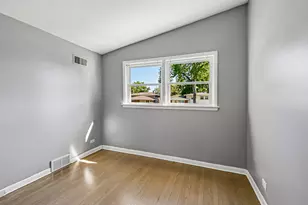 350 Carey Ct, Chicago Heights, IL 60411 - Photo 25