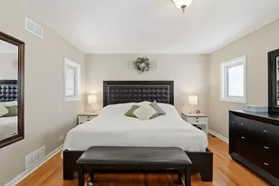 3708 N Pacific Ave, Chicago, IL 60634 - Photo 13