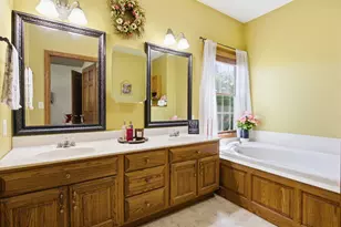 2102 Laurel Park Pl, Champaign, IL 61822 - Photo 35