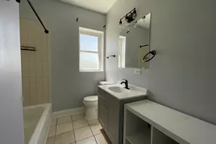 1152 N Harding Ave, Chicago, IL 60651 - Photo 9