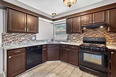1560 Colorado Avenue, Aurora, IL 60506 - Photo 13