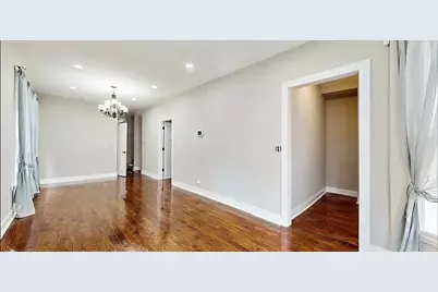 6640 S Champlain Avenue, Chicago, IL 60637 - Photo 11