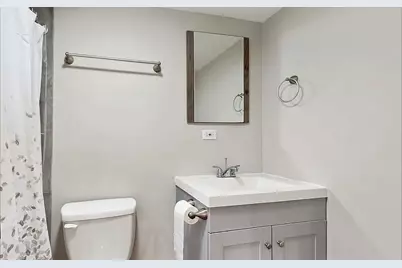 6640 S Champlain Avenue, Chicago, IL 60637 - Photo 13