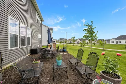 115 Piper Glen Avenue, Oswego, IL 60543 - Photo 31