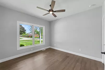 517 S 5th Street, Fairbury, IL 61739 - Photo 27
