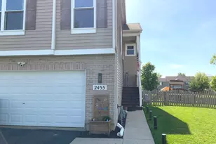 2455 Timber Springs Dr, Joliet, IL 60432 - Photo 3