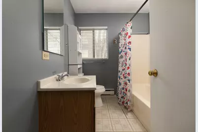 425 Berkshire Drive #16, Crystal Lake, IL 60014 - Photo 13