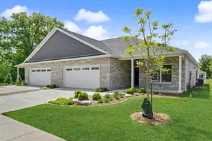 518 S 6th St, Fairbury, IL 61739 - Photo 3