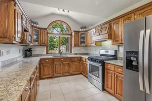 8320 Cloverview Dr, Tinley Park, IL 60477 - Photo 15
