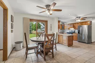 8320 Cloverview Dr, Tinley Park, IL 60477 - Photo 13