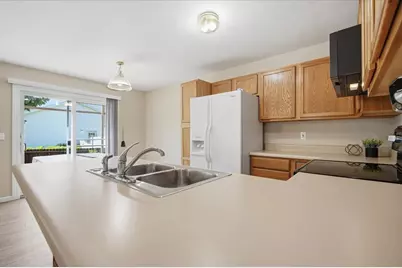311 Old Farm Road, Bloomington, IL 61704 - Photo 11