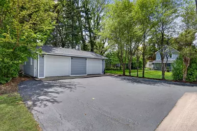 989 Victoria Street, Antioch, IL 60002 - Photo 5