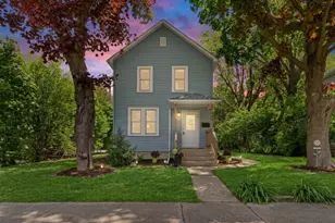989 Victoria St, Antioch, IL 60002 - Photo 3