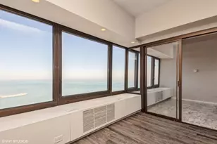 175 E Delaware Pl, Chicago, IL 60611 - Photo 9