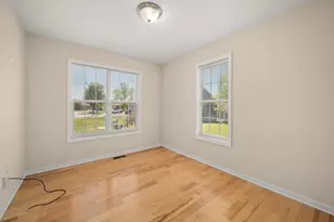 1418 Beach Ln, Sycamore, IL 60178 - Photo 29