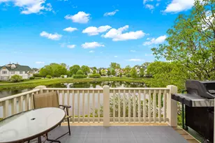 377 Bay Tree Cir, Vernon Hills, IL 60061 - Photo 27